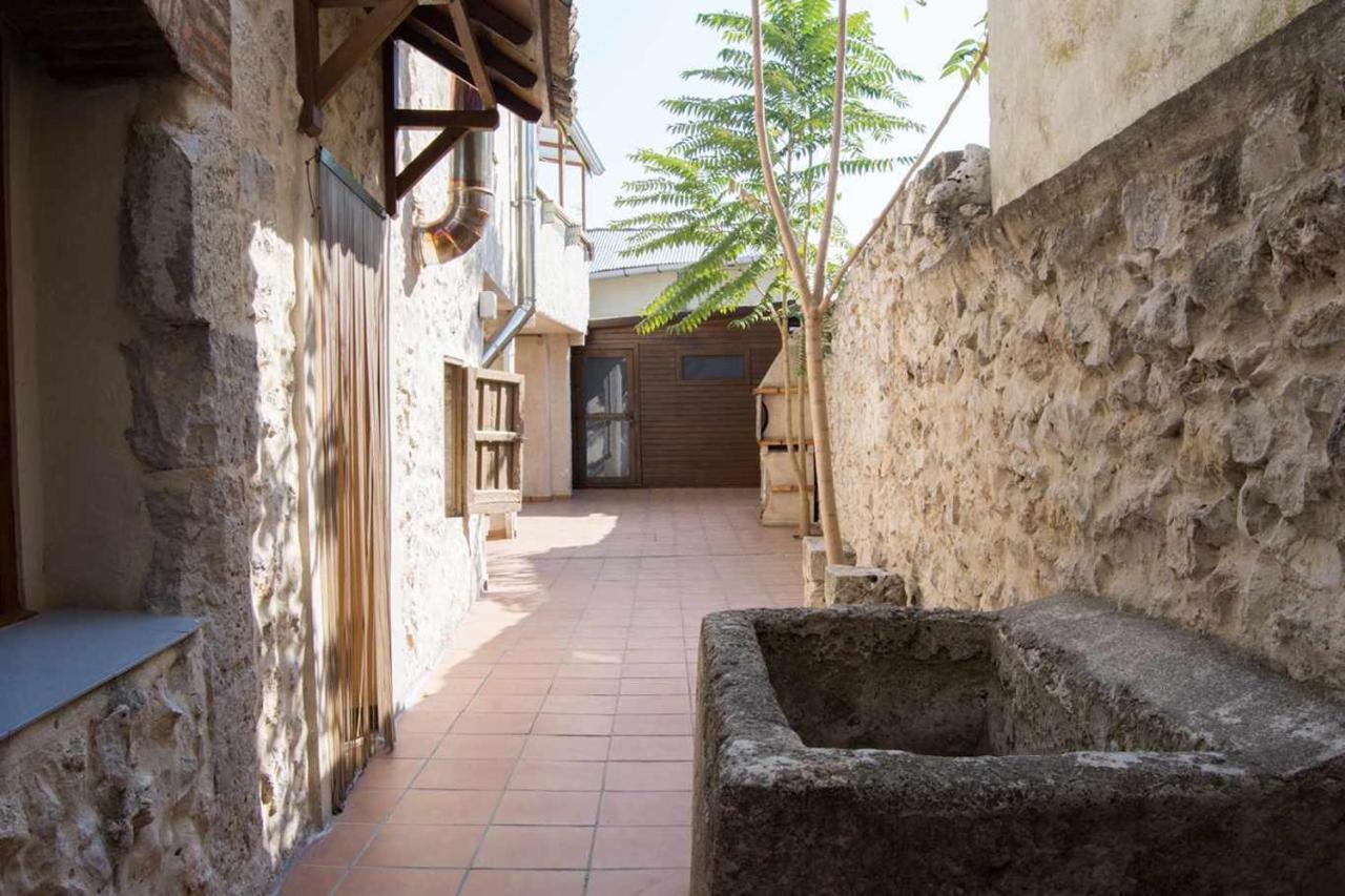 Casa rural con jacuzzi La Parrilla  Exterior foto